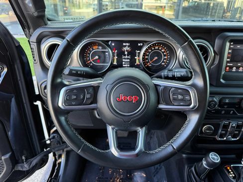Used 2021 Jeep Wrangler Unlimited Sahara AWD/4WD image 25
