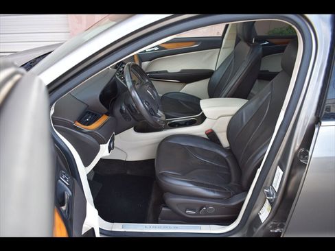 Used 2016 Lincoln MKC Reserve image 14