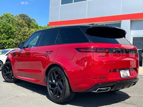 Used 2025 Land Rover Range Rover Sport Dynamic SE AWD/4WD image 33