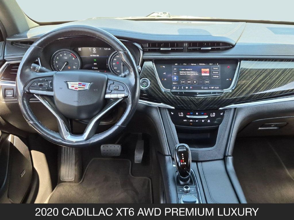 Used 2020 Cadillac XT6 Premium Luxury AWD/4WD image 13