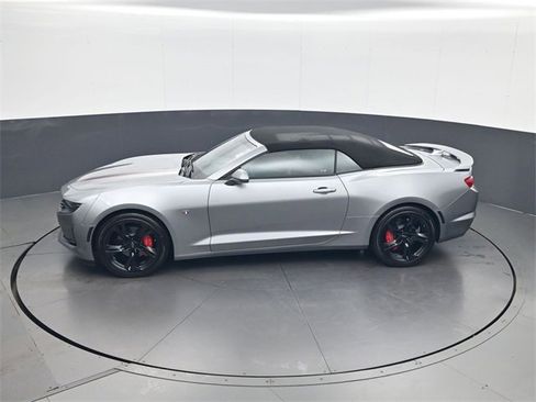 Used 2023 Chevrolet Camaro LT image 20