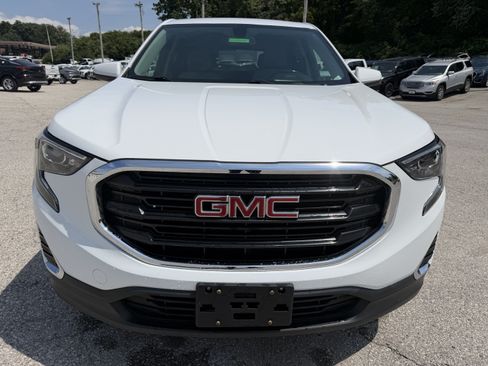 Used 2018 GMC Terrain SLE FWD image 2