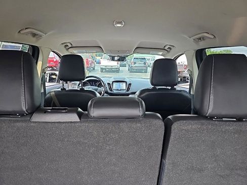 Used 2019 Ford Escape SEL image 30