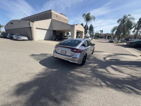 Used 2025 Honda Civic Sport image 14