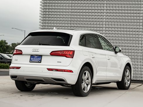 Used 2019 Audi Q5 Prestige w/ Prestige Package AWD/4WD image 4