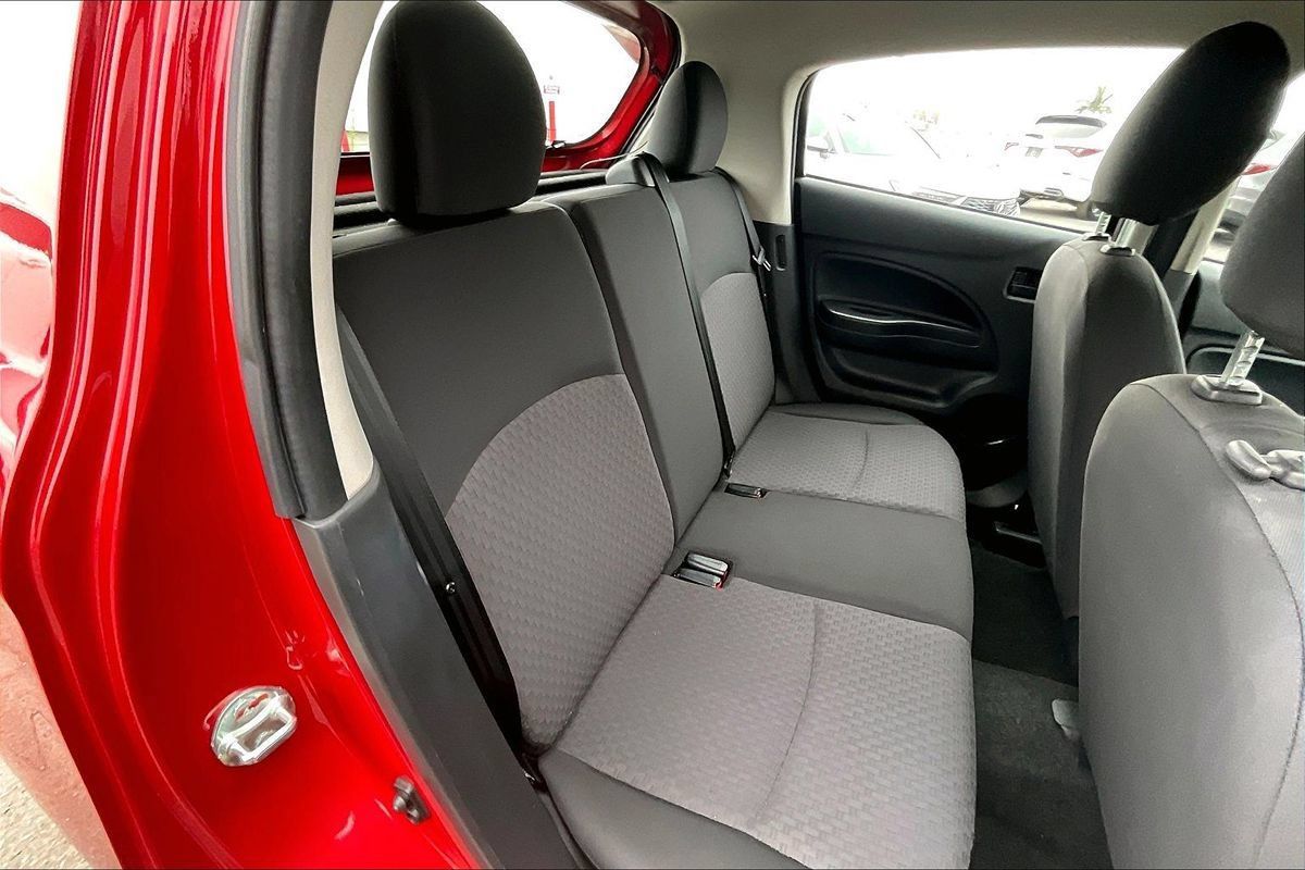 Used 2019 Mitsubishi Mirage ES FWD image 31
