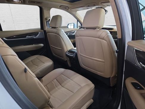 Certified 2024 Cadillac XT6 Sport w/ Platinum Package image 11