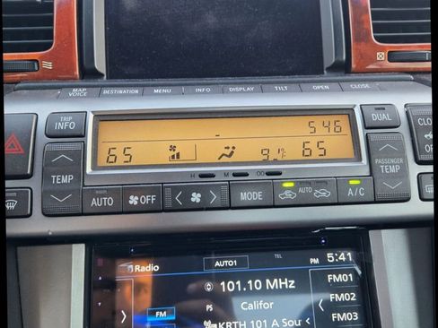 Used 2002 Lexus SC 430 Convertible image 23