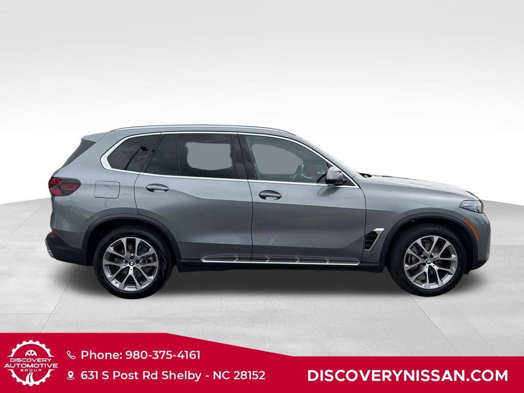 Used 2026 BMW X5 xDrive40i AWD/4WD image 5