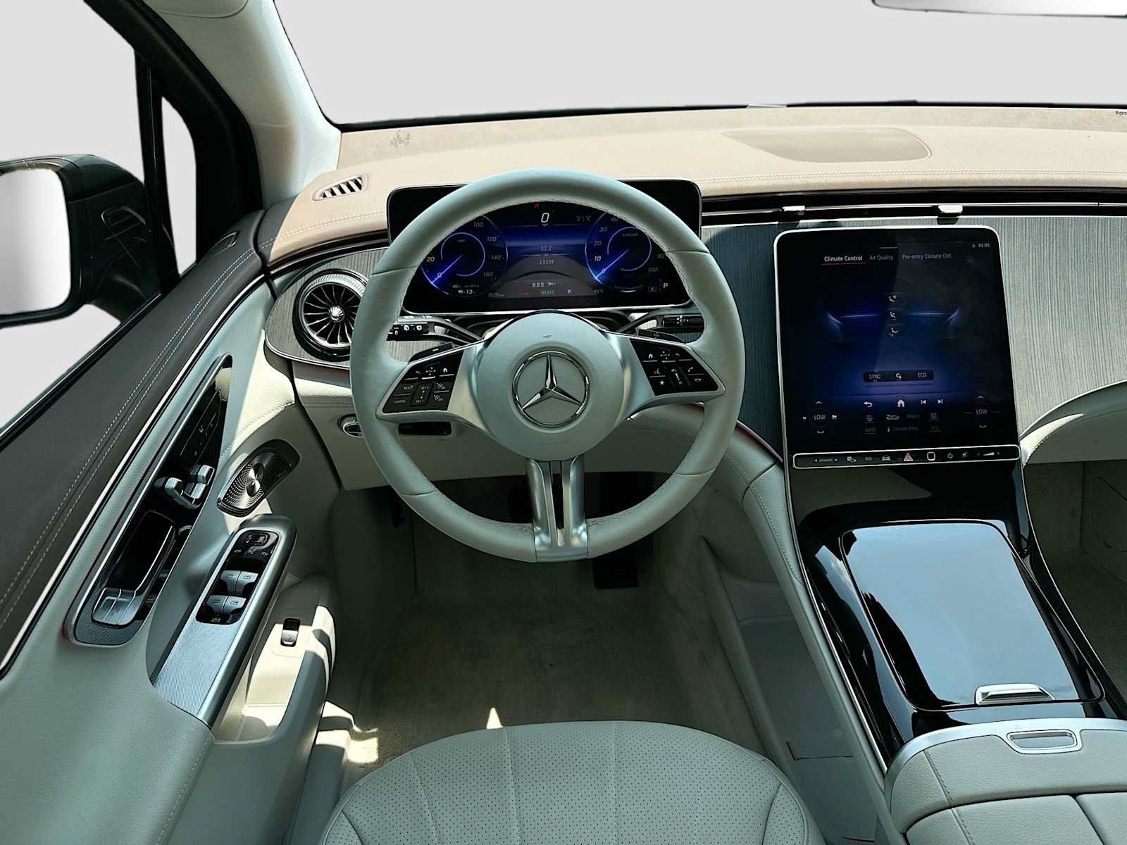 Used 2023 Mercedes-Benz EQE 350+ 4MATIC SUV w/ AMG Line Exterior Package image 24