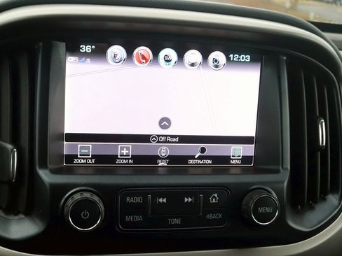 Used 2018 Chevrolet Colorado Z71 image 28