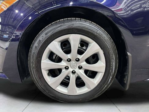 Used 2023 Toyota Corolla LE w/ Carpet Mat Package (TMS) FWD image 64