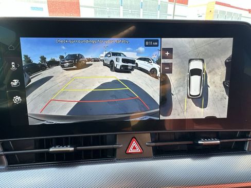 New 2025 Kia Sportage SX Prestige image 25