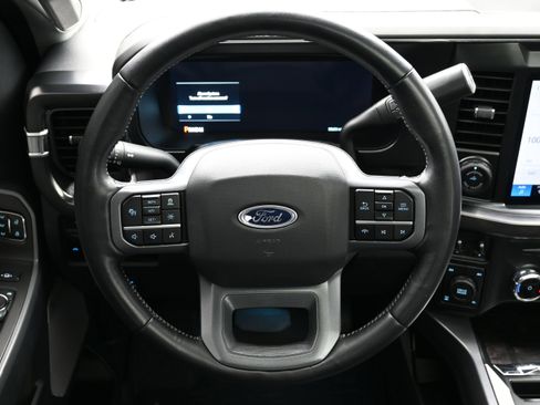 Used 2024 Ford F350 Lariat w/ Lariat Ultimate Package AWD/4WD image 15