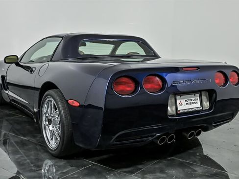 Used 2001 Chevrolet Corvette Z06 w/ Memory Pkg RWD image 7