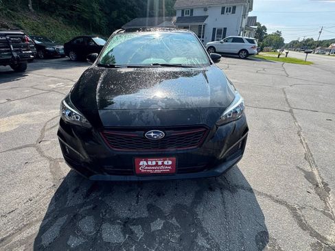 Used 2018 Subaru Impreza 2.0i Sport AWD/4WD image 2