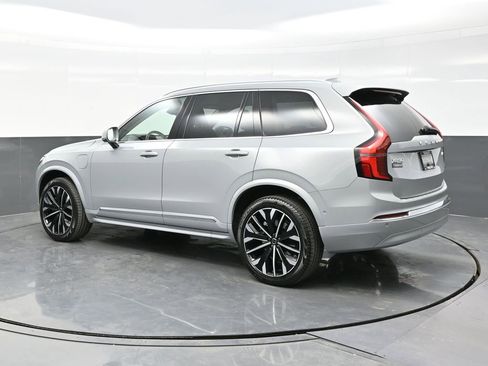 New 2026 Volvo XC90 T8 Ultra w/ Protection Package Premier AWD/4WD image 4