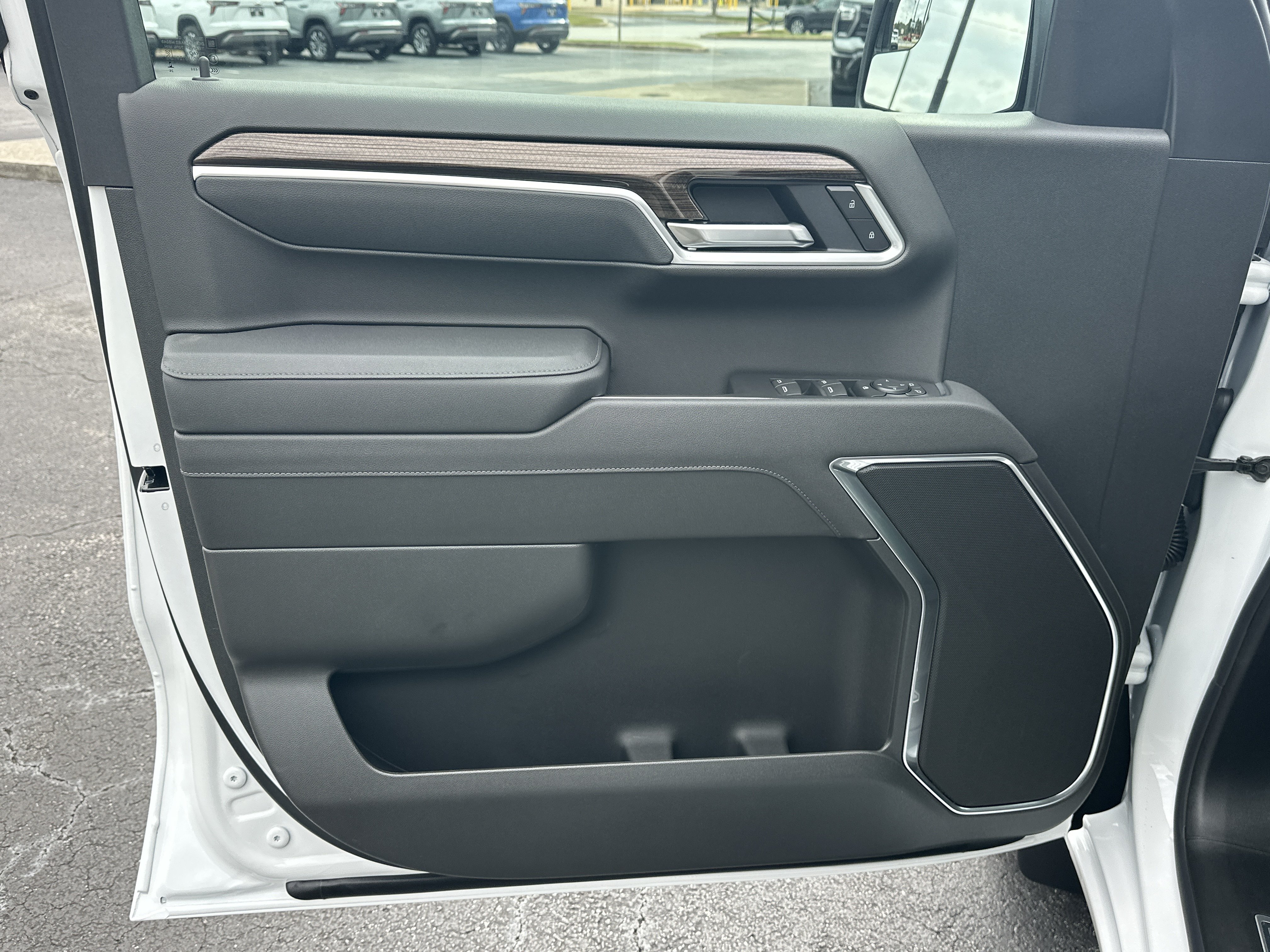 New 2026 Chevrolet Silverado 1500 RST AWD/4WD image 12