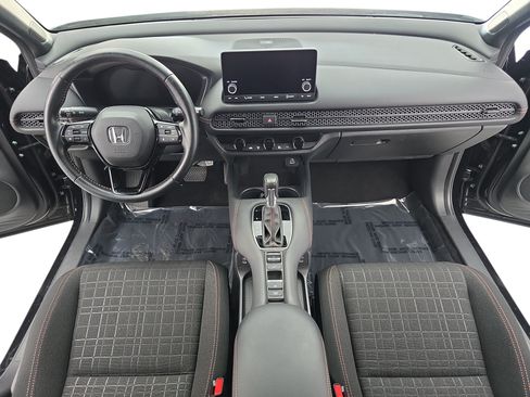 Certified 2025 Honda HR-V Sport image 9