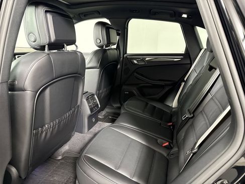 New 2026 Porsche Macan GTS image 25