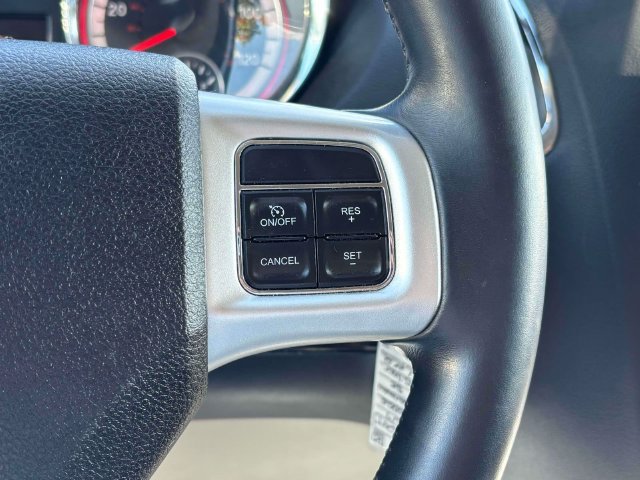 Used 2017 Dodge Grand Caravan SE w/ Power Window Group FWD image 16