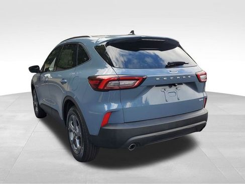 Used 2025 Ford Escape ST-Line image 36