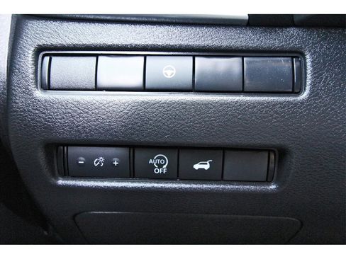 Used 2026 Nissan Rogue SV w/ SV Premium Package image 19