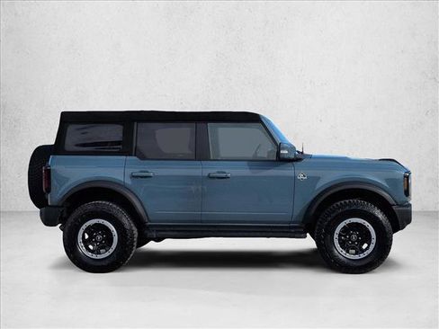 Certified 2022 Ford Bronco Outer Banks w/ Sasquatch Package image 4