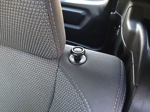 Used 2024 Subaru Crosstrek 2.0i Premium image 43