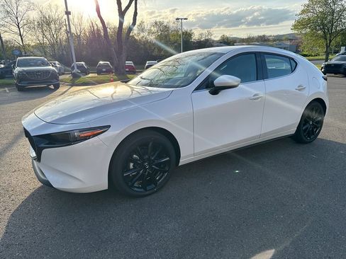 New 2026 MAZDA MAZDA3 2.5 S Hatchback w/ Premium Pkg image 5