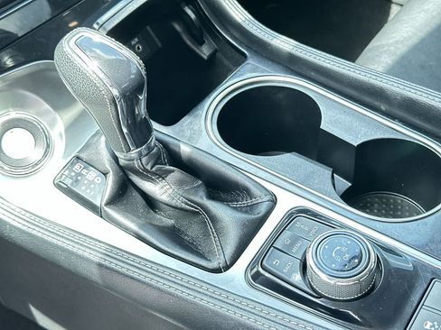 Used 2023 Nissan Maxima SV w/ Floor Mat Group FWD image 21