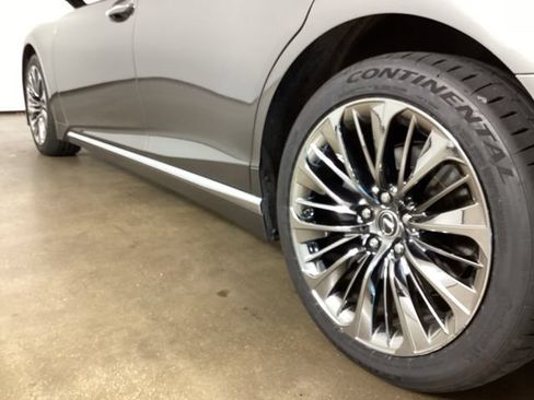 Used 2019 Lexus LS 500 AWD w/ Interior Upgrade Package image 15