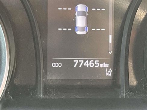 Used 2022 Toyota Camry SE FWD image 20