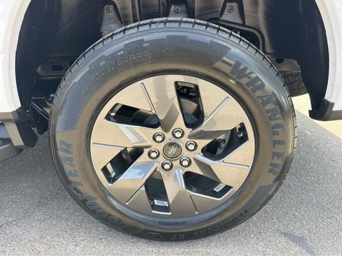 Used 2024 Ford F150 Lightning Flash AWD/4WD image 14