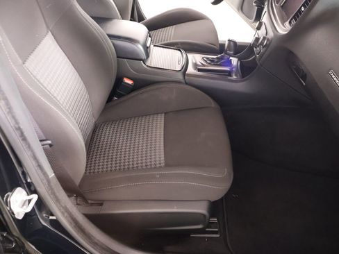 Used 2022 Dodge Charger R/T w/ Driver Convenience Group image 13