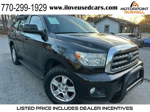 Used 2017 Toyota Sequoia SR5 image 1