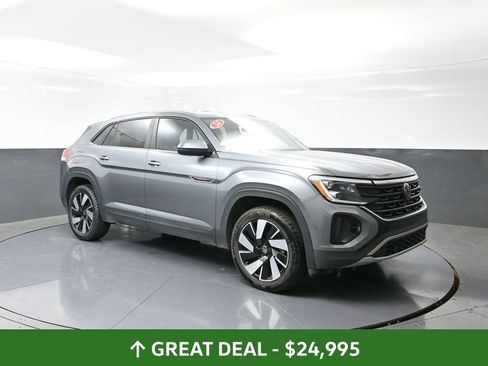 Used 2024 Volkswagen Atlas Cross Sport SE image 5