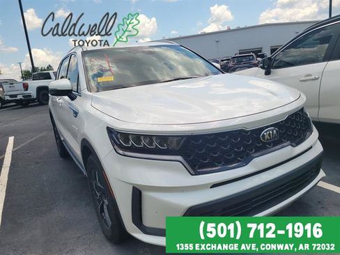 Used 2021 Kia Sorento S FWD image 3