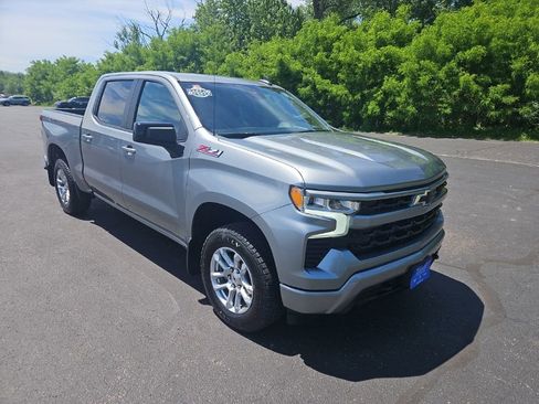 Used 2023 Chevrolet Silverado 1500 RST w/ Z71 Off-Road Package AWD/4WD image 10