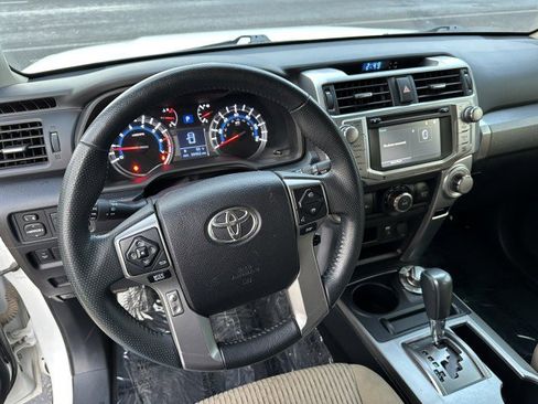 Used 2018 Toyota 4Runner SR5 image 12