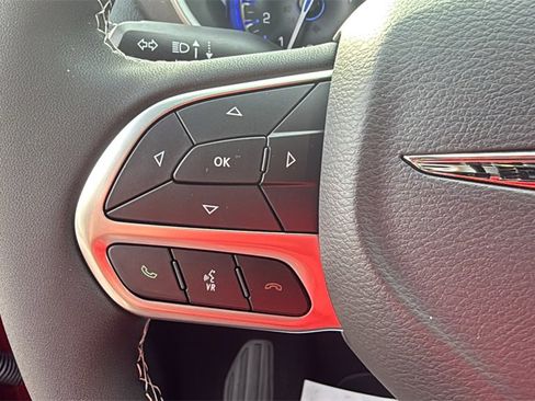 New 2026 Chrysler Pacifica Select image 23