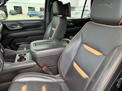 Used 2021 GMC Yukon AT4 w/ AT4 Premium Plus Package AWD/4WD image 19