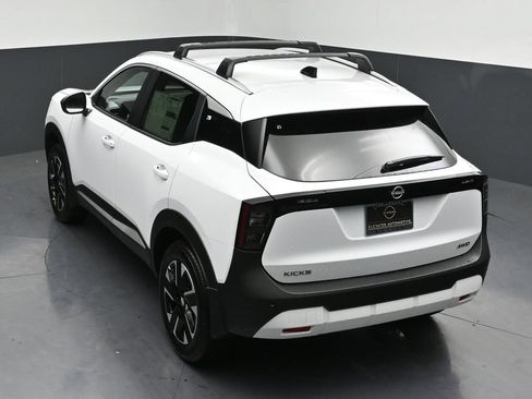 New 2026 Nissan Kicks SV w/ Cold Weather Package AWD/4WD image 23