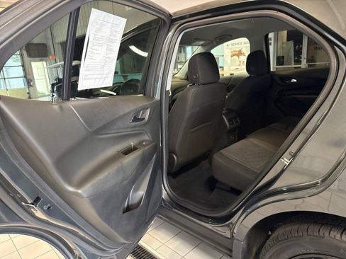 Used 2021 Chevrolet Equinox LT FWD image 23