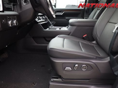 New 2026 GMC Sierra 2500 Denali w/ Technology Package AWD/4WD image 11