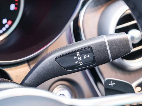 Certified 2021 Mercedes-Benz GLC 300 image 21