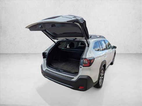 Used 2025 Subaru Outback Premium w/ Popular Package #1A AWD/4WD image 23