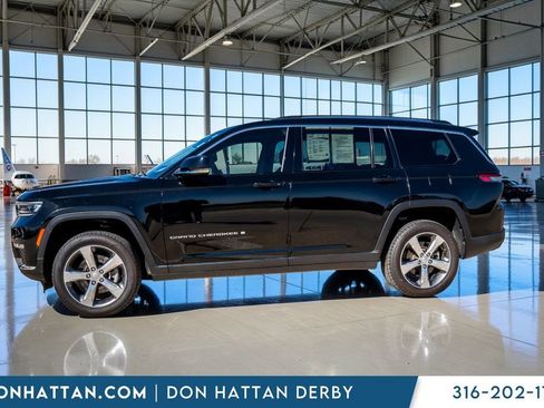 Used 2021 Jeep Grand Cherokee L Limited image 2