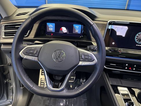Certified 2026 Volkswagen Atlas SEL Premium R-Line AWD/4WD image 14