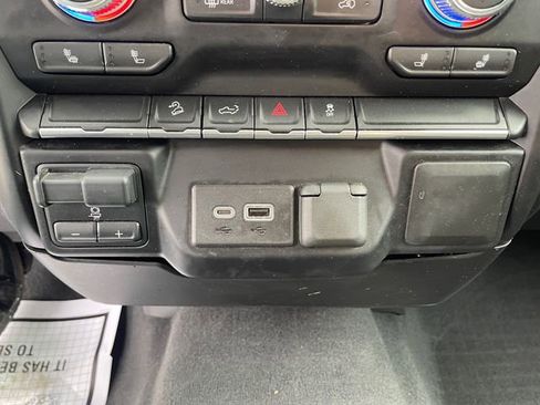 Used 2022 GMC Sierra 2500 SLE w/ SLE Convenience Package AWD/4WD image 22